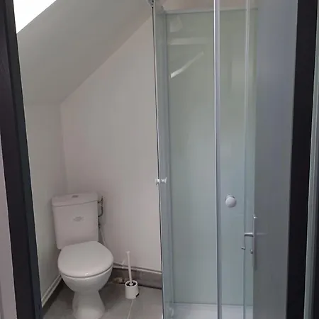 Joli T1 Bis Renove 아파트 *