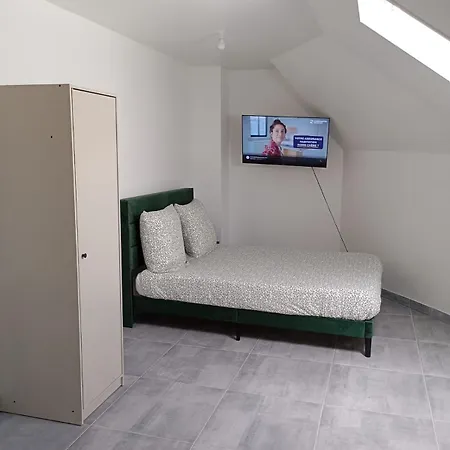 Joli T1 Bis Renove Apartman