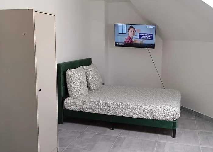 Joli T1 Bis Renove 아파트